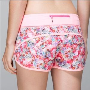 Lululemon Speed Short - Flowabunga Mini Multi